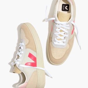 Veja Women's Sneakers in Cream and Pink